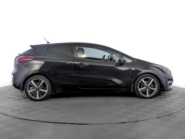 Kia Ceed II Рестайлинг с пробегом 2016 года, цена 1 070 000 рублей, 161143 км, хэтчбек, Автокод Объявления
