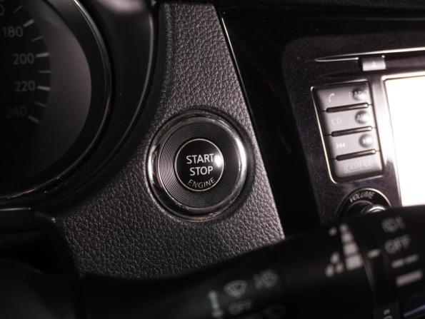 Nissan X-Trail III Рестайлинг с пробегом 2018 года, цена 1 869 000 рублей, 165190 км, внедорожник, Автокод Объявления