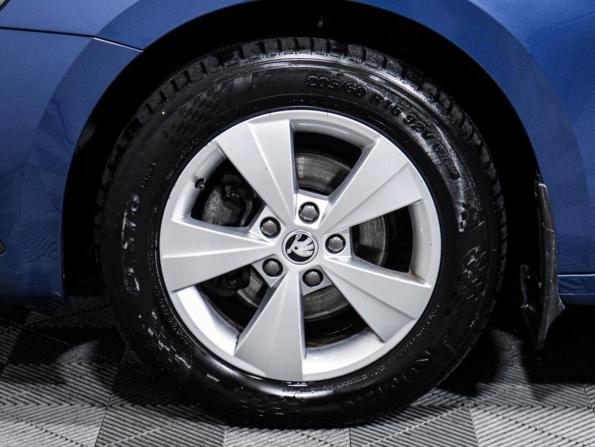 Skoda Octavia IV (A8) с пробегом 2020 года, цена 2 290 000 рублей, 94676 км, лифтбек, Автокод Объявления