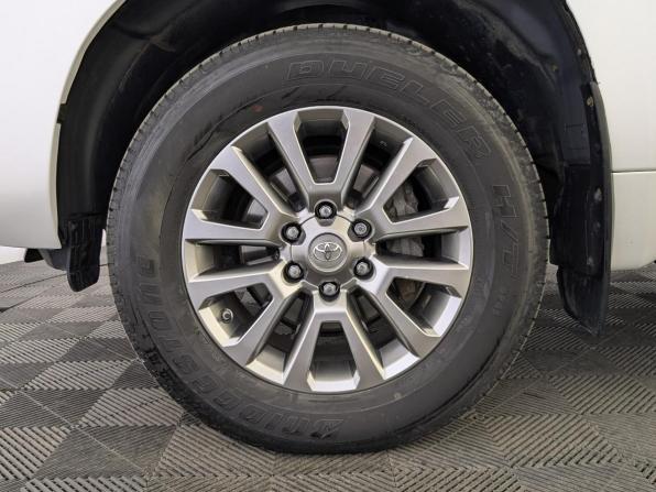 Toyota Land Cruiser Prado 150 Series Рестайлинг 2 с пробегом 2020 года, цена 6 145 000 рублей, 78809 км, внедорожник, Автокод Объявления