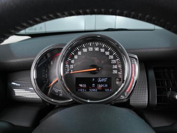Mini Hatch III (F55/F56) с пробегом 2017 года, цена 2 179 000 рублей, 52962 км, хэтчбек, Автокод Объявления
