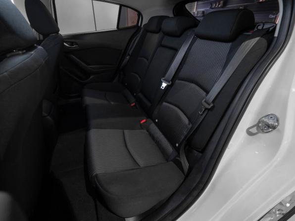 Mazda 3 III (BM) с пробегом 2014 года, цена 1 090 000 рублей, 180061 км, хэтчбек, Автокод Объявления
