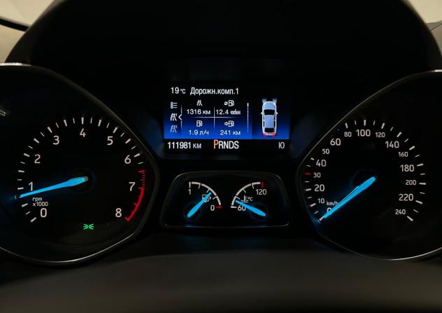 Ford Kuga II Рестайлинг с пробегом 2017 года, цена 1 449 000 рублей, 111979 км, внедорожник, Автокод Объявления