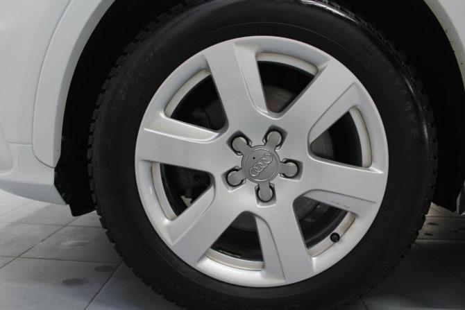 Audi Q3 I (8U) с пробегом 2014 года, цена 1 329 000 рублей, 248920 км, внедорожник, Автокод Объявления