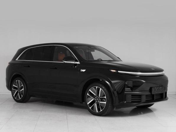 Li Auto (Lixiang) L7 I Рестайлинг с пробегом 2025 года, цена 7 329 000 рублей, 4 км, внедорожник, Автокод Объявления