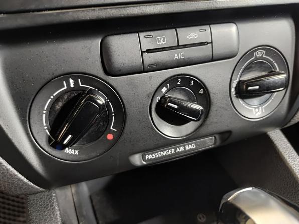 Volkswagen Jetta VI с пробегом 2014 года, цена 785 000 рублей, 214270 км, седан, Автокод Объявления