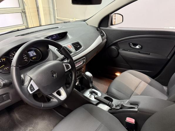 Renault Megane III с пробегом 2010 года, цена 795 000 рублей, 166909 км, хэтчбек, Автокод Объявления