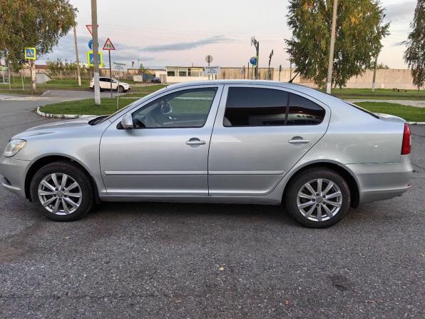 Skoda Octavia II (A5) Рестайлинг с пробегом 2013 года, цена 799 999 рублей, 165700 км, лифтбек, Автокод Объявления