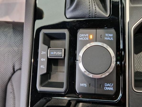 Toyota Tundra III с пробегом 2025 года, цена 13 790 000 рублей, 1 км, пикап, Автокод Объявления
