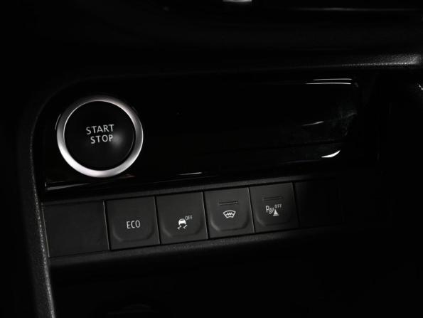 Renault Kaptur I Рестайлинг с пробегом 2021 года, цена 1 679 000 рублей, 98483 км, внедорожник, Автокод Объявления
