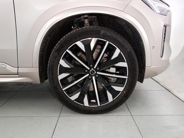 Volvo XC90 II Рестайлинг 2 с пробегом 2025 года, цена 10 750 000 рублей, 1104 км, внедорожник, Автокод Объявления