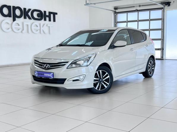 Hyundai Solaris I Рестайлинг с пробегом 2015 года, цена 995 000 рублей, 97234 км, хэтчбек, Автокод Объявления