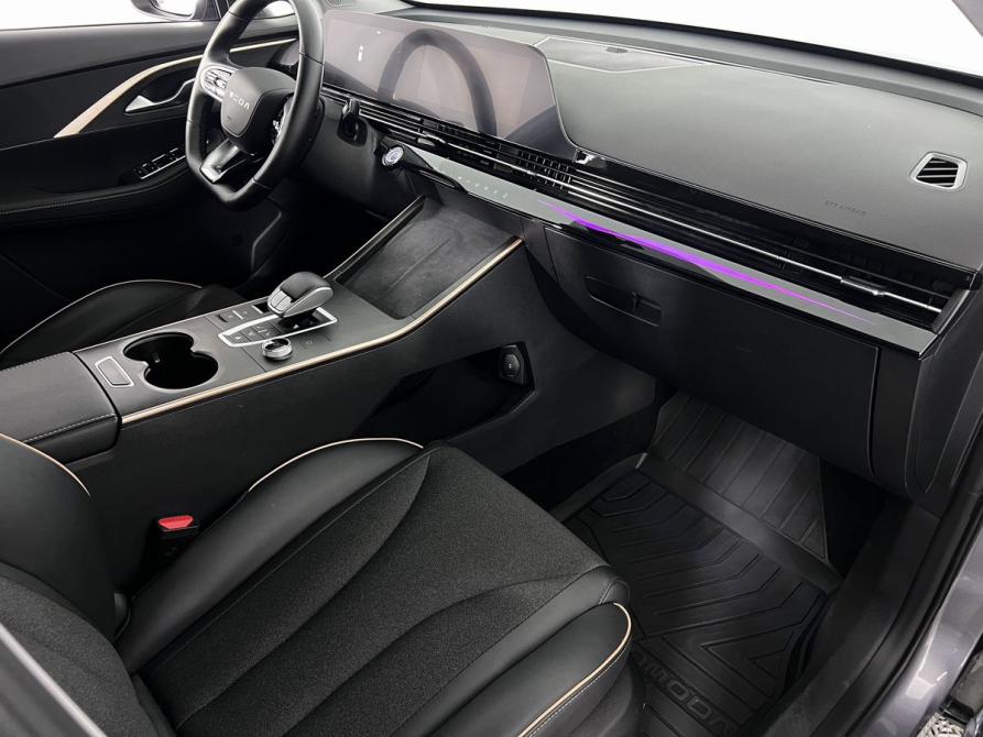Omoda C5 I Калининград  - изображение 12