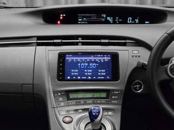 Toyota Prius III (XW30) с пробегом 2010 года, цена 899 000 рублей, 245000 км, лифтбек, Автокод Объявления