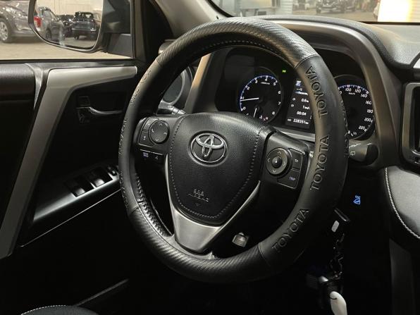 Toyota RAV4 IV (XA40) Рестайлинг с пробегом 2017 года, цена 1 880 000 рублей, 228343 км, внедорожник, Автокод Объявления