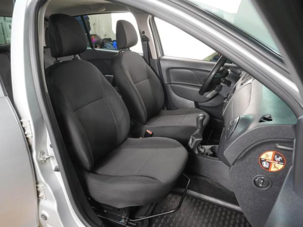 Renault Sandero II Рестайлинг с пробегом 2019 года, цена 1 129 000 рублей, 45353 км, хэтчбек, Автокод Объявления