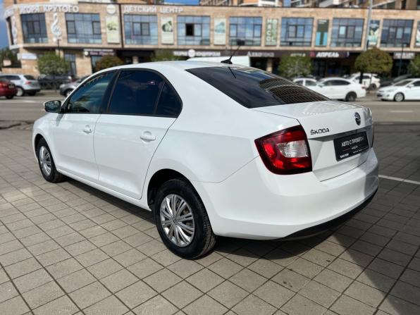 Skoda Rapid I Рестайлинг с пробегом 2020 года, цена 900 000 рублей, 132114 км, лифтбек, Автокод Объявления