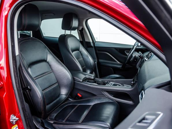 Jaguar F-Pace I с пробегом 2017 года, цена 2 400 000 рублей, 189683 км, внедорожник, Автокод Объявления
