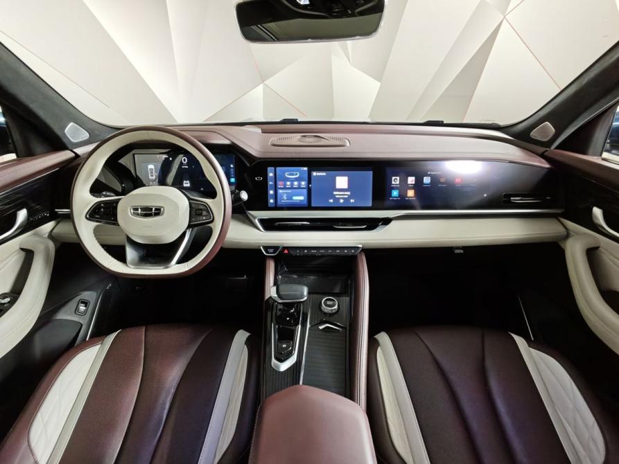Geely Monjaro I Москва  - изображение 14