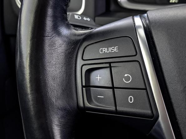 Volvo S60 Cross Country с пробегом 2018 года, цена 2 480 000 рублей, 138585 км, седан, Автокод Объявления