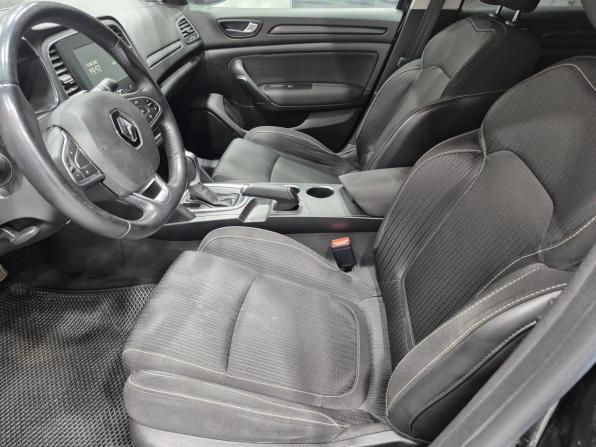 Renault Megane IV с пробегом 2019 года, цена 1 499 000 рублей, 228690 км, хэтчбек, Автокод Объявления