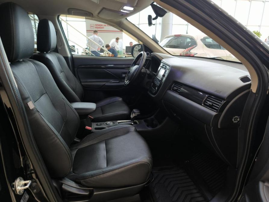 Mitsubishi Outlander III Рестайлинг 2 Казань  - изображение 13