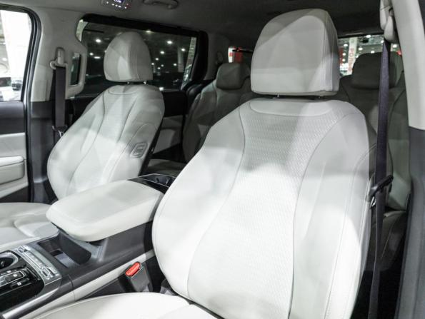Kia Carnival IV с пробегом 2021 года, цена 4 459 455 рублей, 50000 км, минивэн, Автокод Объявления