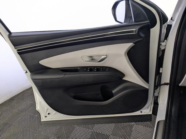 Hyundai Tucson IV с пробегом 2021 года, цена 3 000 000 рублей, 40097 км, внедорожник, Автокод Объявления