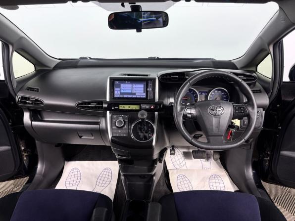 Toyota Wish II Рестайлинг с пробегом 2012 года, цена 1 399 000 рублей, 196575 км, минивэн, Автокод Объявления
