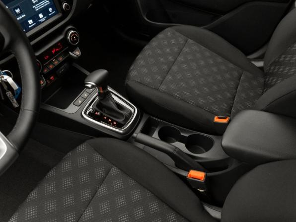 Kia Rio IV с пробегом 2018 года, цена 2 200 000 рублей, 1311 км, хэтчбек, Автокод Объявления