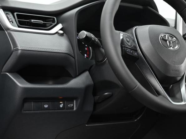 Toyota RAV4 V (XA50) с пробегом 2021 года, цена 2 799 000 рублей, 143000 км, внедорожник, Автокод Объявления