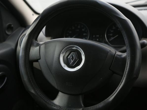 Renault Logan I Рестайлинг с пробегом 2012 года, цена 529 000 рублей, 42000 км, седан, Автокод Объявления