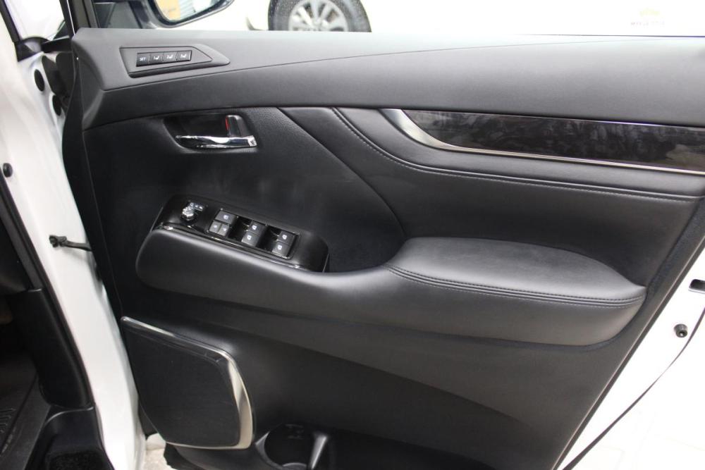 Toyota Alphard III Рестайлинг Томск  - изображение 13