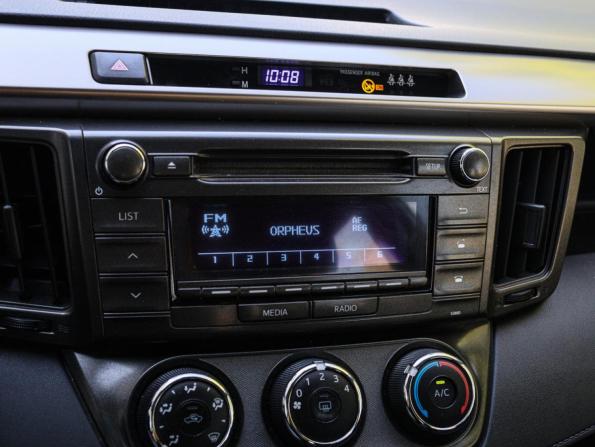 Toyota RAV4 IV (XA40) с пробегом 2014 года, цена 1 900 000 рублей, 110100 км, внедорожник, Автокод Объявления