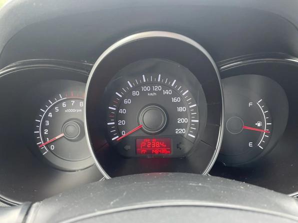Kia Rio III Рестайлинг с пробегом 2015 года, цена 1 050 000 рублей, 146300 км, седан, Автокод Объявления
