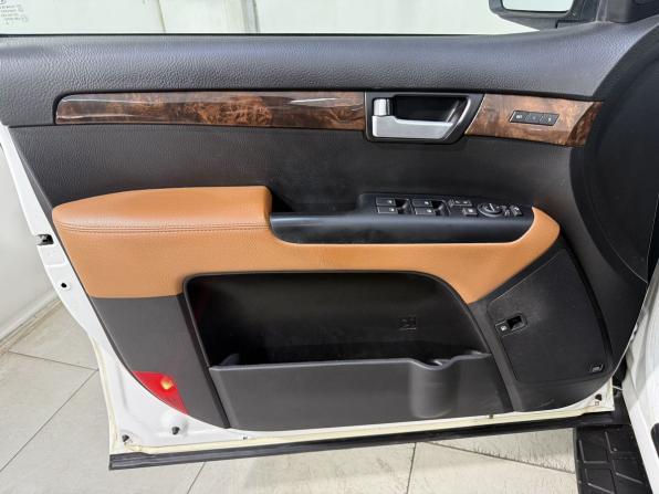 Kia Mohave I Рестайлинг с пробегом 2019 года, цена 3 099 800 рублей, 224000 км, внедорожник, Автокод Объявления