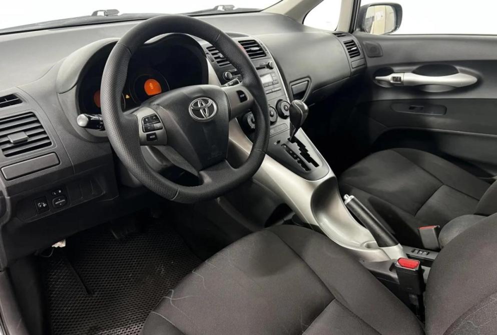 Toyota Auris I Рестайлинг Нижний Новгород  - изображение 10