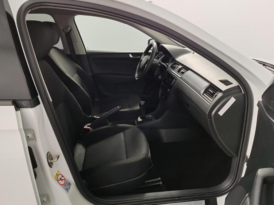 Skoda Rapid I Рестайлинг Москва  - изображение 18