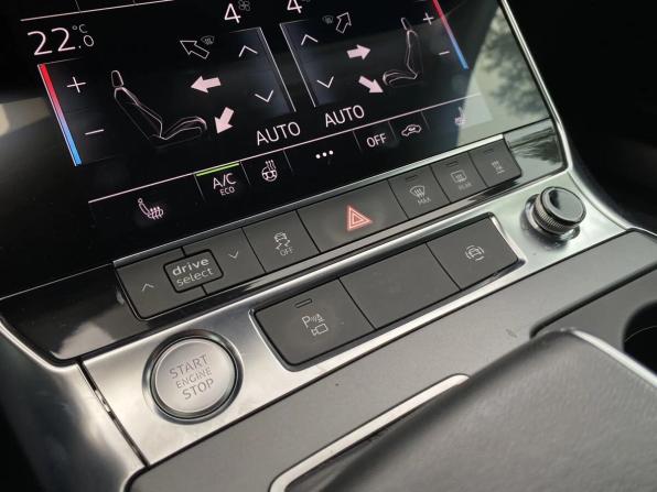 Audi A6 V (C8) с пробегом 2019 года, цена 4 639 000 рублей, 37827 км, седан, Автокод Объявления