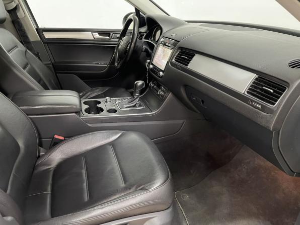 Volkswagen Touareg II с пробегом 2012 года, цена 1 700 000 рублей, 179334 км, внедорожник, Автокод Объявления