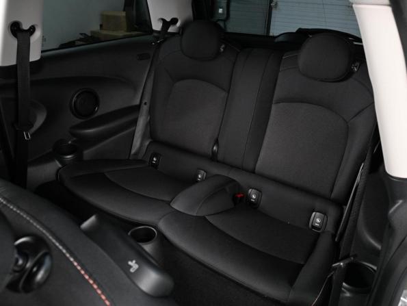 Mini Hatch III (F55/F56) с пробегом 2017 года, цена 2 179 000 рублей, 52962 км, хэтчбек, Автокод Объявления