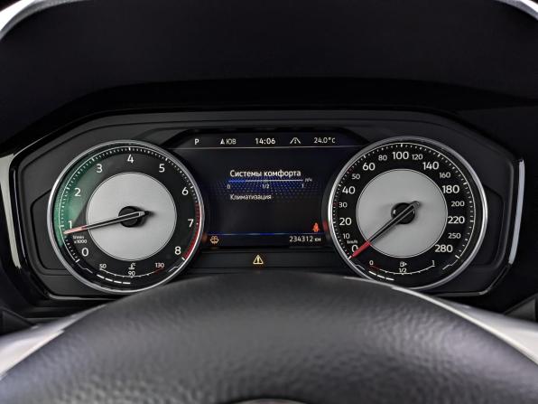 Volkswagen Touareg III с пробегом 2019 года, цена 3 900 000 рублей, 234306 км, внедорожник, Автокод Объявления