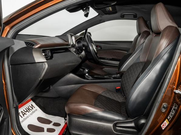 Toyota C-HR I с пробегом 2017 года, цена 1 850 000 рублей, 120030 км, внедорожник, Автокод Объявления