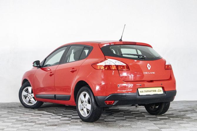 Renault Megane III с пробегом 2011 года, цена 919 000 рублей, 71310 км, хэтчбек, Автокод Объявления