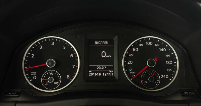 Volkswagen Tiguan I Рестайлинг с пробегом 2015 года, цена 1 220 000 рублей, 291619 км, внедорожник, Автокод Объявления