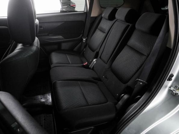 Mitsubishi Outlander III Рестайлинг 2 с пробегом 2015 года, цена 1 459 000 рублей, 239370 км, внедорожник, Автокод Объявления