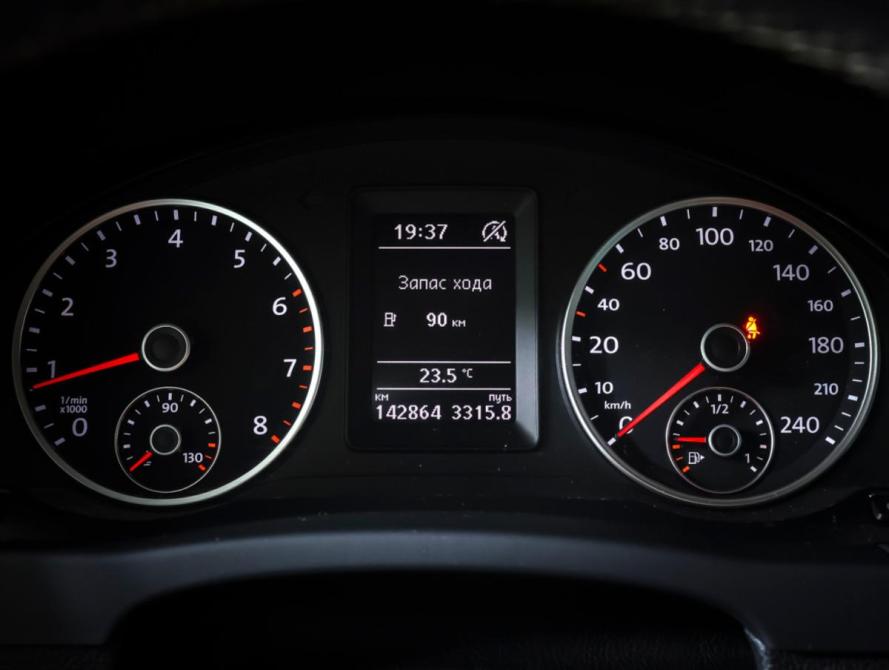 Volkswagen Tiguan I Рестайлинг Москва  - изображение 16