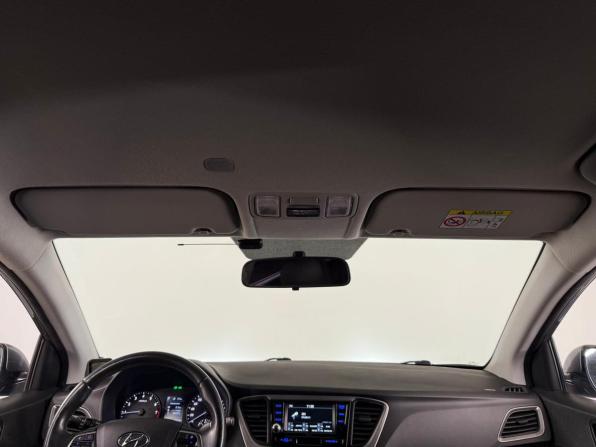 Hyundai Solaris II с пробегом 2017 года, цена 1 185 000 рублей, 136266 км, седан, Автокод Объявления