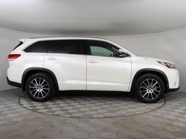 Toyota Highlander III (XU50) Рестайлинг с пробегом 2019 года, цена 3 747 000 рублей, 86750 км, внедорожник, Автокод Объявления