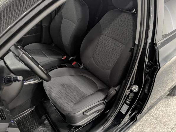 Hyundai Solaris I Рестайлинг с пробегом 2016 года, цена 1 180 000 рублей, 99253 км, седан, Автокод Объявления